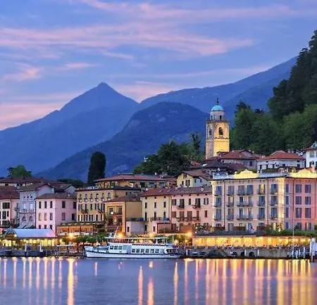 Free Parking - Elegant Two-bedroom With Balcony