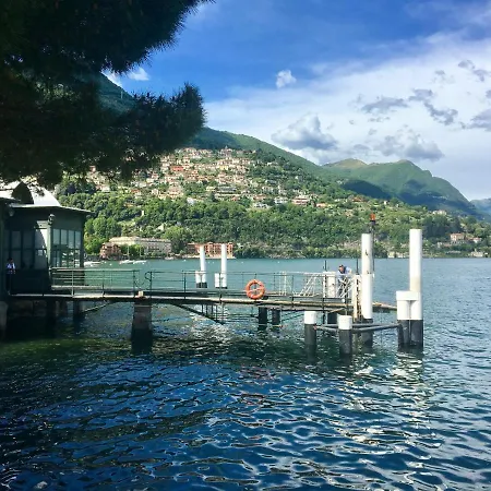 Lejlighed Free Parking - Elegant Two-bedroom With Balcony