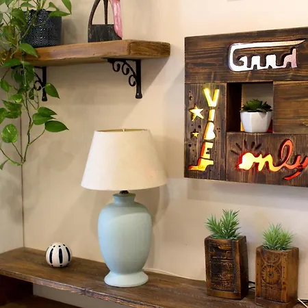 Apartman Free Parking - Elegant Two-bedroom With Balcony