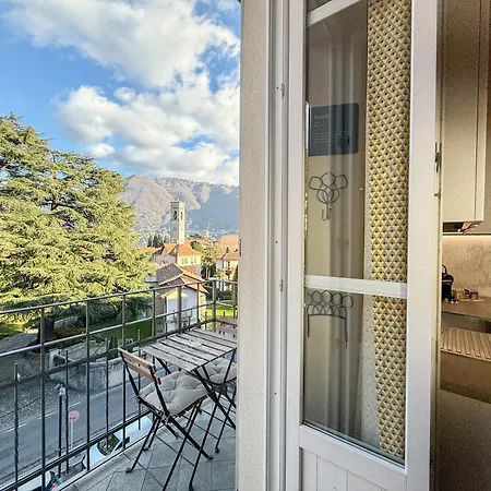 Free Parking - Elegant Two-bedroom With Balcony Apartman Cernobbio