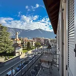 Free Parking - Elegant Two-bedroom With Balcony Cernobbio